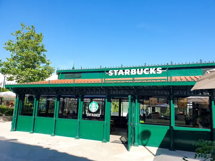 Starbucks in Ashford, Kent