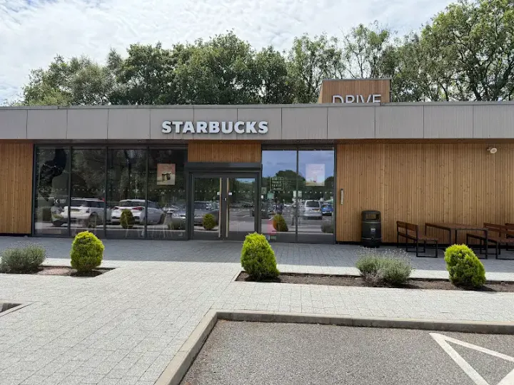 Starbucks in Caerphilly, Caerphilly