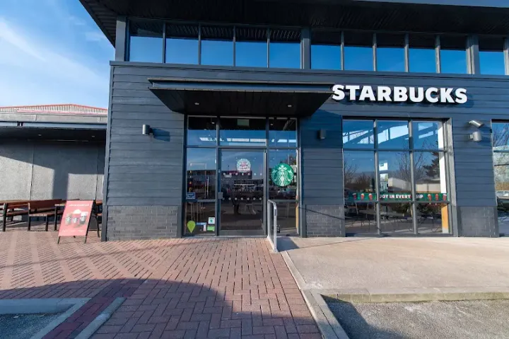 Starbucks in Chester, Flintshire