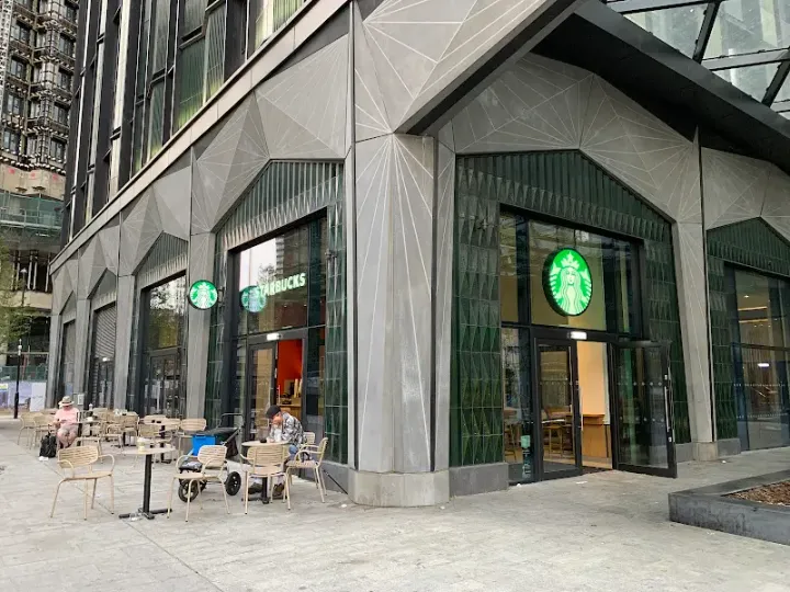 Starbucks in East Croydon, Greater London