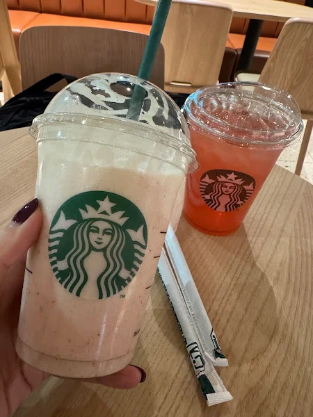 Starbucks in Leigh, Greater Manchester