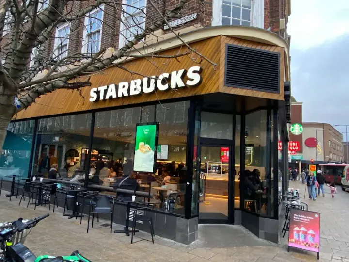 Starbucks in London, Greater London