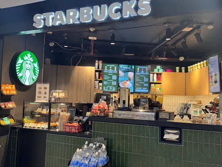 Starbucks in London, Greater London