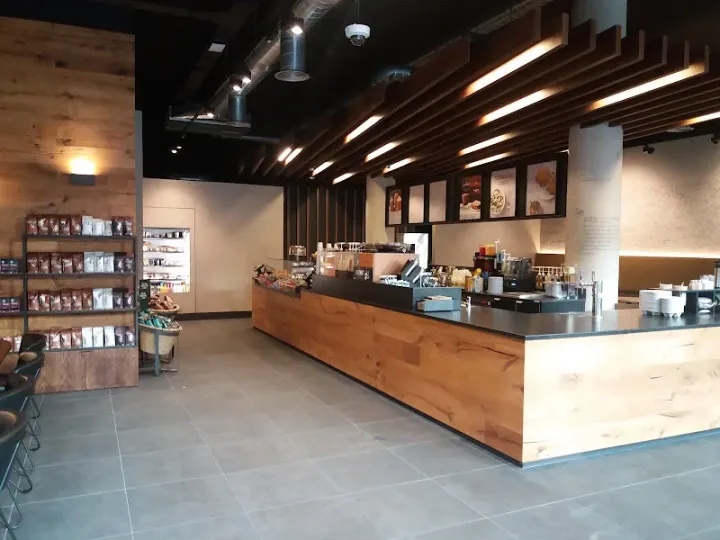 Starbucks in London, Greater London