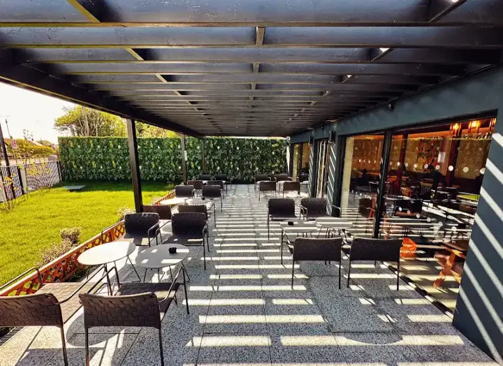 Starbucks in Uxbridge, Greater London